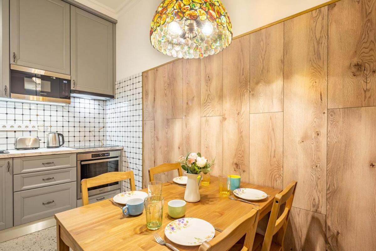 Pozsonyi By Stn Apartment